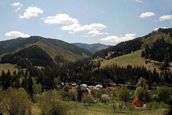 pohľad sponad Malužinej do Bockej doliny