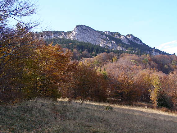 čierny kameň