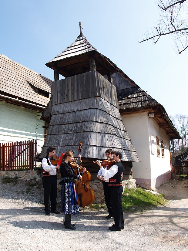 otvorenie turistickej sezóny vo Vlkolínci-2.