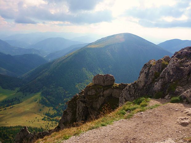 pohľad z Veľkého Rosutca na Stoh