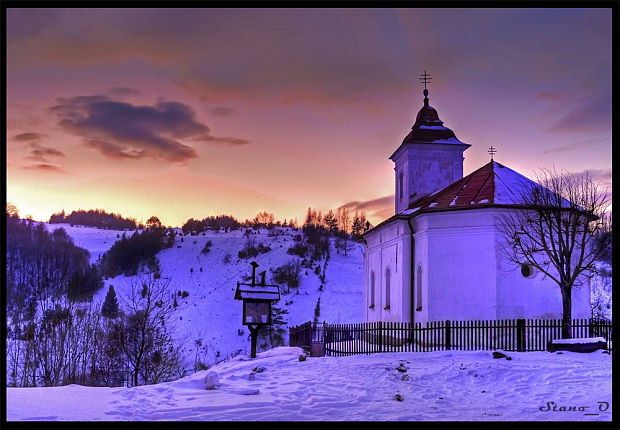 večer nad Lačnovom