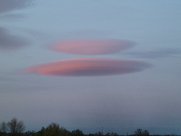 mrak cumulus lenticularis