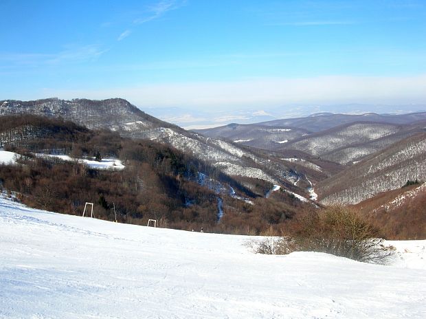 Považský Inovec- Pohľad na Považie z Bezovca