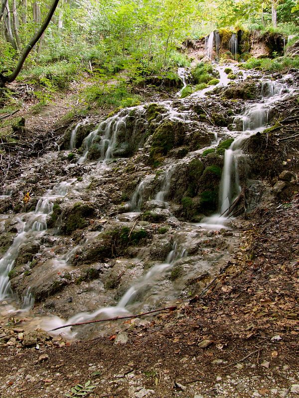 Moštenické travertíny