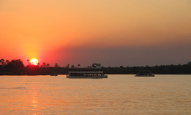 Západ slnka na Zambezi Natura