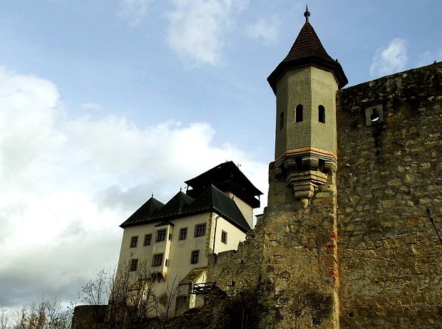 Trenčiansky hrad - pohľad z hradieb