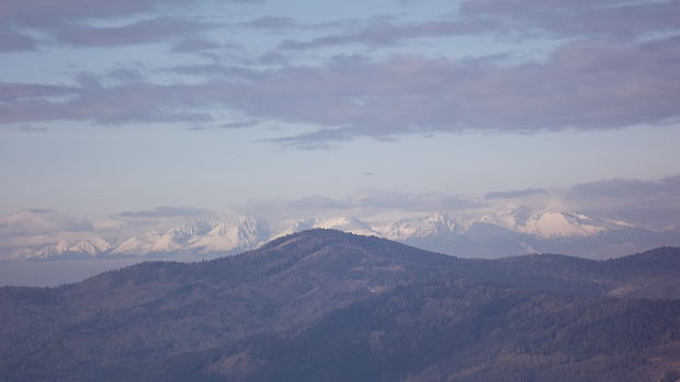 Vysoké Tatry z Folkmárskej skaly