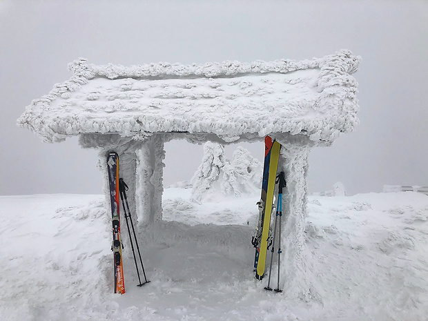 ­ Krížava (1456 m)