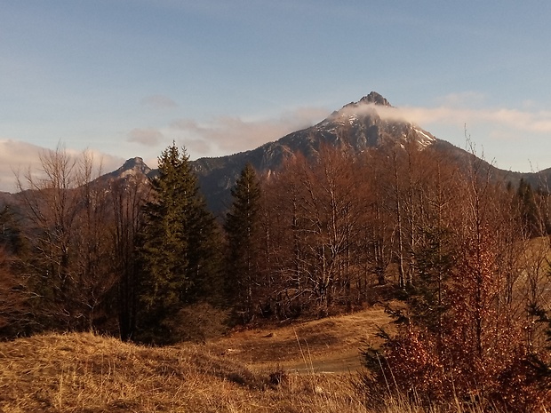 Veľký Rozsutec 1610 m.n.m. a Malý Rozsutec 1441 m.n.m.