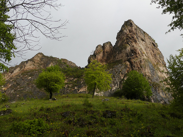 Červenokamenské bradlo