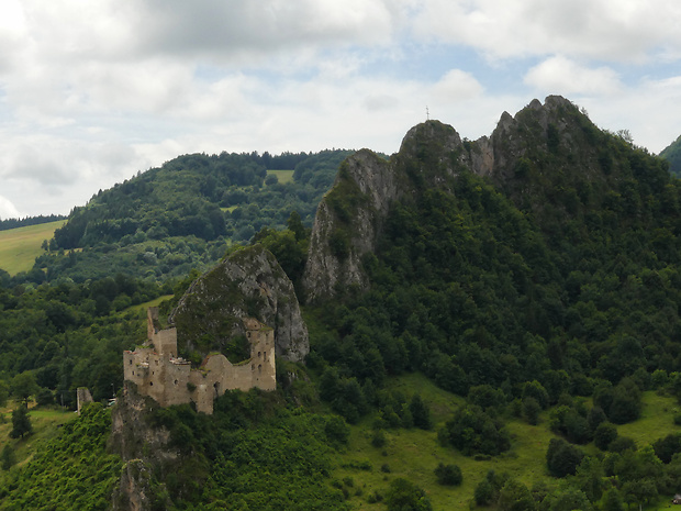 Lednický hrad