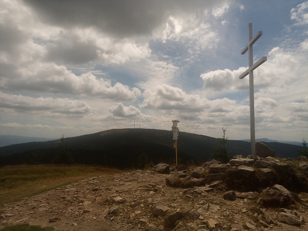 Krížava 1457 m.n.m. z vrchu Minčol 1364 m.n.m.