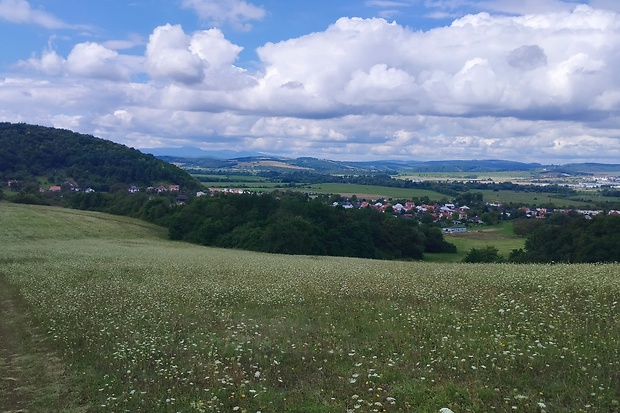 pohľad na obec Jasenov