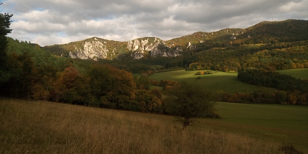 NPR Súľovské skaly - vrch Roháč 803 m.n.m.